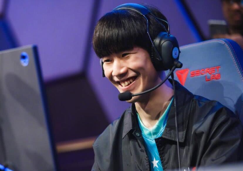 在世界足球 在世界足球